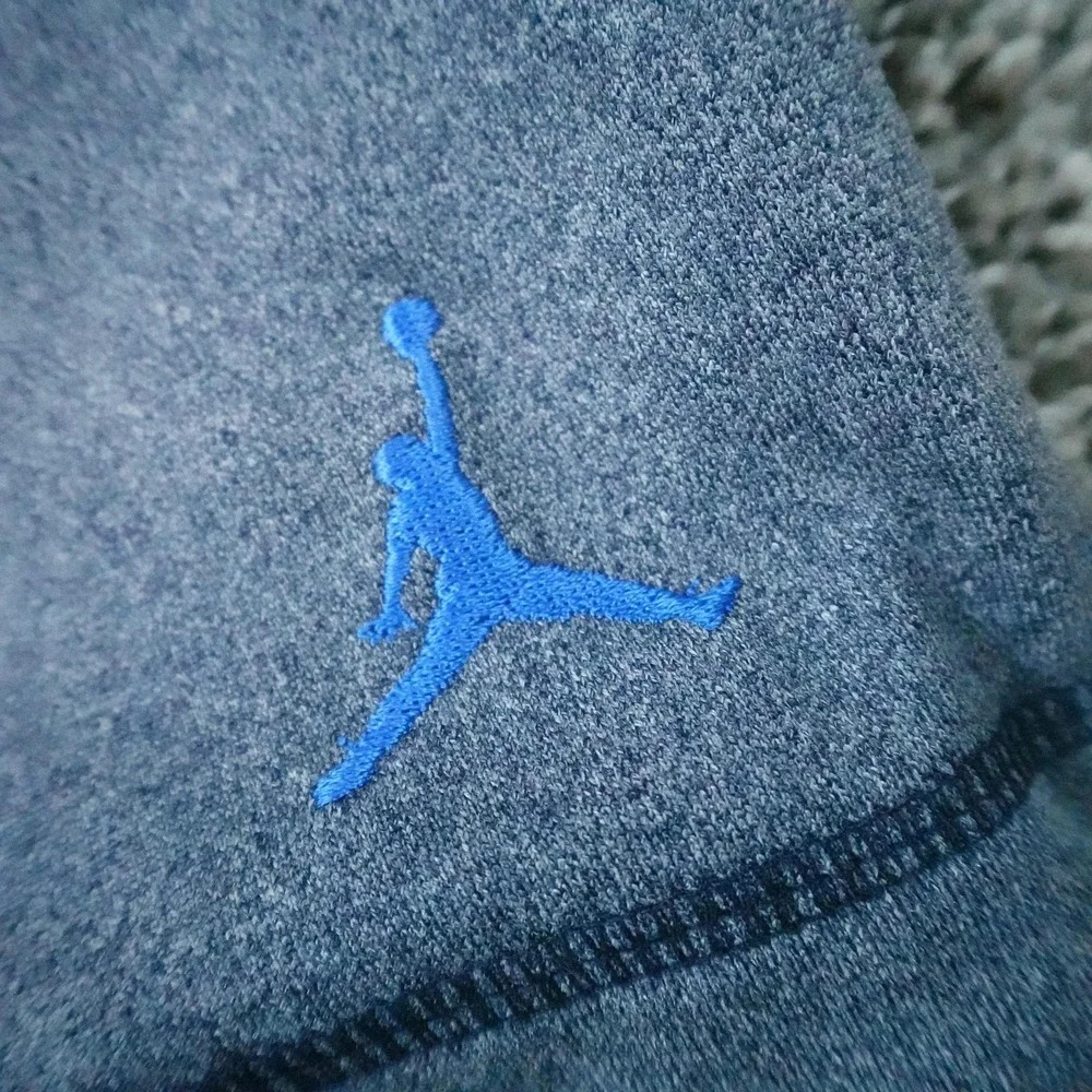 Jordan Pullover Mens S Gray 1/4 Zip Dri FIT Long Sleeve Performance Basketball